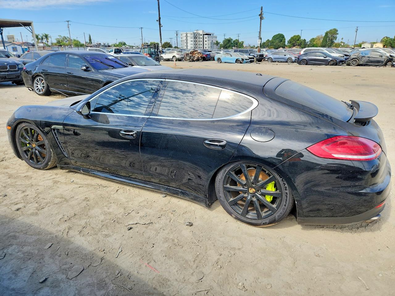 2015 Porsche Panamera VIN WP0AD2A70FL040716 COPART salvage auction — Minor Dent/Scratches, CA - DIS/DLR/EXP ONLY CLEAN TITLE, sold $2,650 on 2026-09-08 (photo 2)