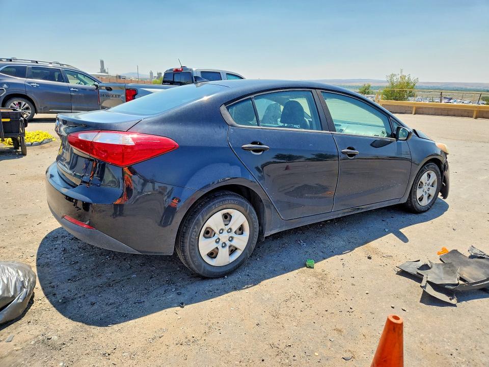 2016 Kia Forte VIN KNAFK4A64G5577011 COPART salvage auction — FRONT END, Nm - Cert Of Title-Salvage, sold $300 on 2026-07-16 (photo 3)