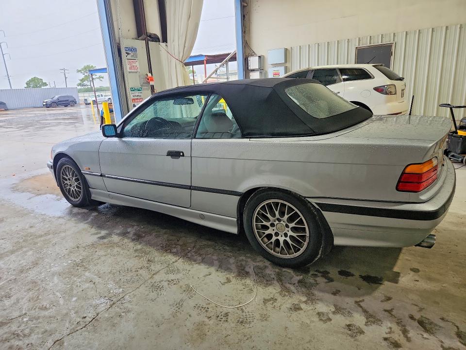 1998 BMW 3 series VIN WBABJ8322WEM21728 COPART salvage auction — WATER/FLOOD, La - Cert Of Title-Salvage Flood, sold $975 on 2026-07-22 (photo 2)