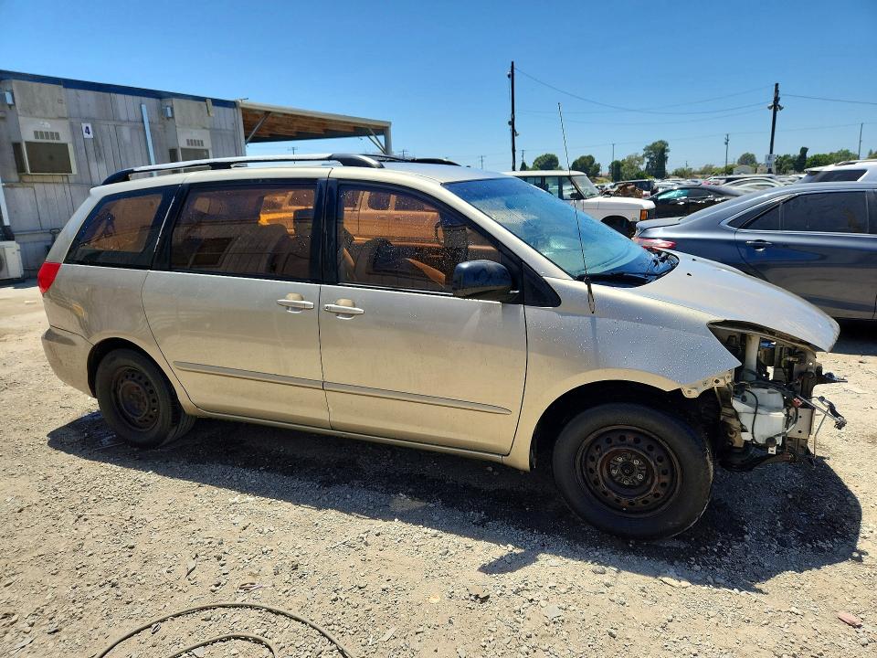 2008 Toyota Sienna VIN 5TDZK23C68S141120 COPART salvage auction — FRONT END, CA - SALVAGE CERTIFICATE, sold $1,050 on 2026-07-27 (photo 4)
