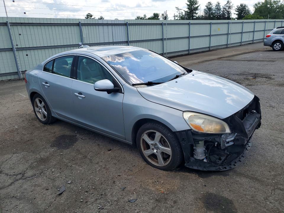 2013 Volvo S60 VIN YV1612FS8D2227159 COPART salvage auction — FRONT END, Pa - Certificate Of Salvage, sold $425 on 2026-07-31 (photo 4)