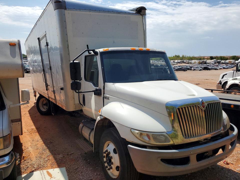 2020 International VIN 3HAEUMML9LL848628 COPART salvage auction — ROLLOVER, TX - CERTIFICATE OF TITLE (P), sold $3,350 on 2026-09-01 (photo 4)