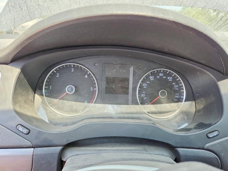 2013 Volkswagen Jetta VIN 3VW3L7AJ0DM408857 COPART salvage auction — MECHANICAL, IA - CERT OF TITLE-PRIOR SALVAGE, sold $2,600 on 2026-07-24 (photo 9)