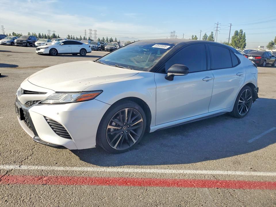 2018 Toyota Camry VIN 4T1B61HK9JU141769 — COPART salvage auction photo