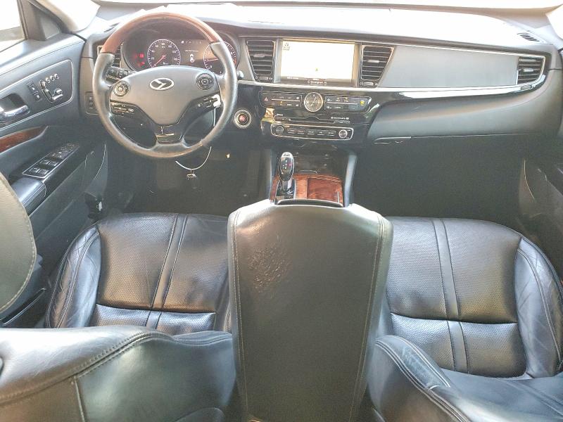 2015 Kia K900 VIN KNALW4D48F6017096 COPART salvage auction — MINOR DENT/SCRATCHES, Fl - Certificate Of Title (P), sold $150 on 2026-07-28 (photo 8)