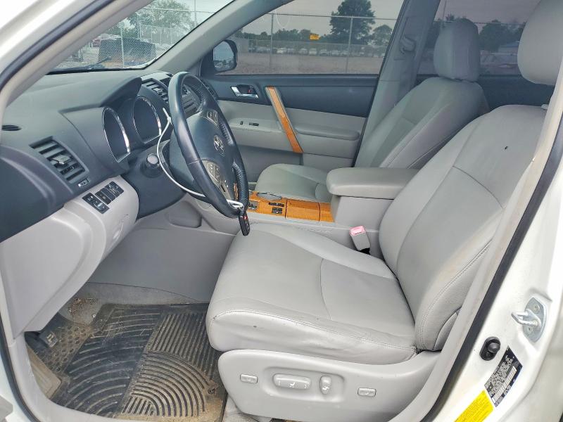 2008 Toyota Highlander hybrid VIN JTEEW44AX82025126 COPART salvage auction — FRONT END, IN - CERT OF TITLE-SALVAGE TITLE (P), sold $30 on 2026-07-28 (photo 7)