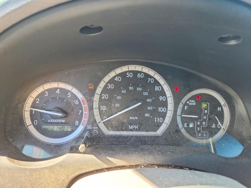 2004 Toyota Sienna VIN 5TDBA22CX4S028402 COPART salvage auction — MINOR DENT/SCRATCHES, CA - DIS/DLR/EXP APP FOR DUP CLEAN, sold $825 on 2026-07-14 (photo 9)