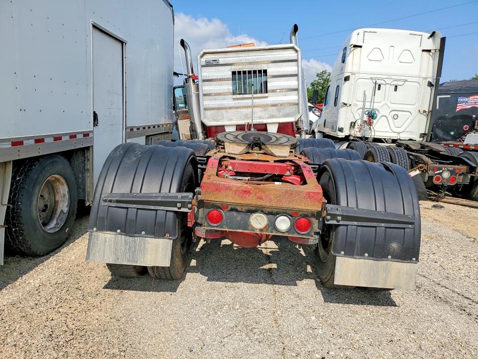2007 Peterbilt 379 VIN 1XP5DB9XX7D682022 COPART salvage auction — FRONT END, IA - SALVAGE W/SALVAGE HISTORY, sold $15,600 on 2026-08-13 (photo 6)