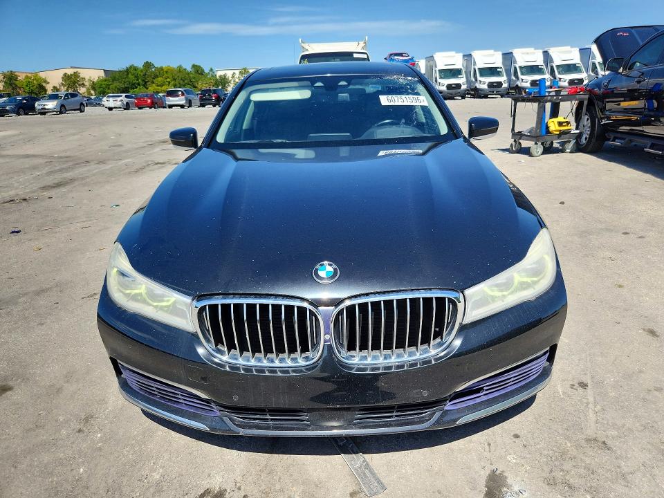 2016 BMW 7er VIN WBA7F2C57GG419252 COPART salvage auction — MINOR DENT/SCRATCHES, Fl - Certificate Of Title, sold $7,300 on 2026-07-23 (photo 5)