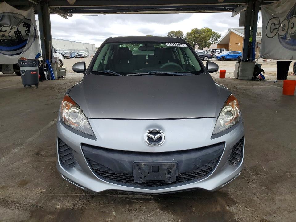 2013 Mazda 3 VIN JM1BL1TG9D1728642 COPART salvage auction — MINOR DENT/SCRATCHES, CA - DIS/DLR/EXP ONLY CLEAN TITLE, sold $300 on 2026-07-28 (photo 5)