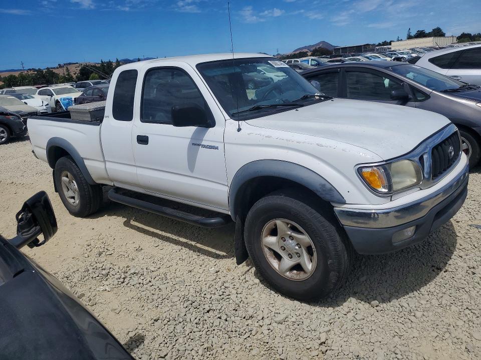 2001 Toyota Tacoma VIN 5TEWN72N31Z810060 COPART salvage auction — NORMAL WEAR, Ca - Dis/Dlr/Exp Only Clean Title, sold $575 on 2026-07-30 (photo 4)