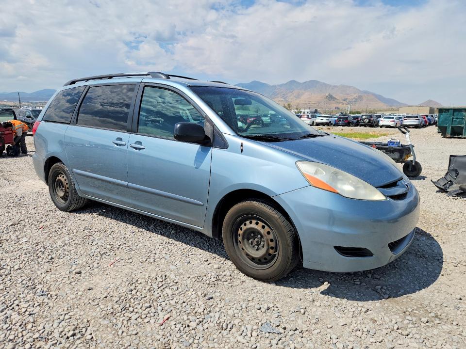 2009 Toyota Sienna VIN 5TDZK23C39S278680 COPART salvage auction — MINOR DENT/SCRATCHES, Ut - Certificate Of Title, sold $350 on 2026-07-31 (photo 4)