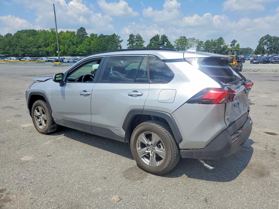 2025 Toyota Rav 4 VIN JTMRWRFV8SJ086135 COPART salvage auction — REAR END, Nc - Salvage Certificate Of Title, sold $5,200 on 2026-07-30 (photo 2)