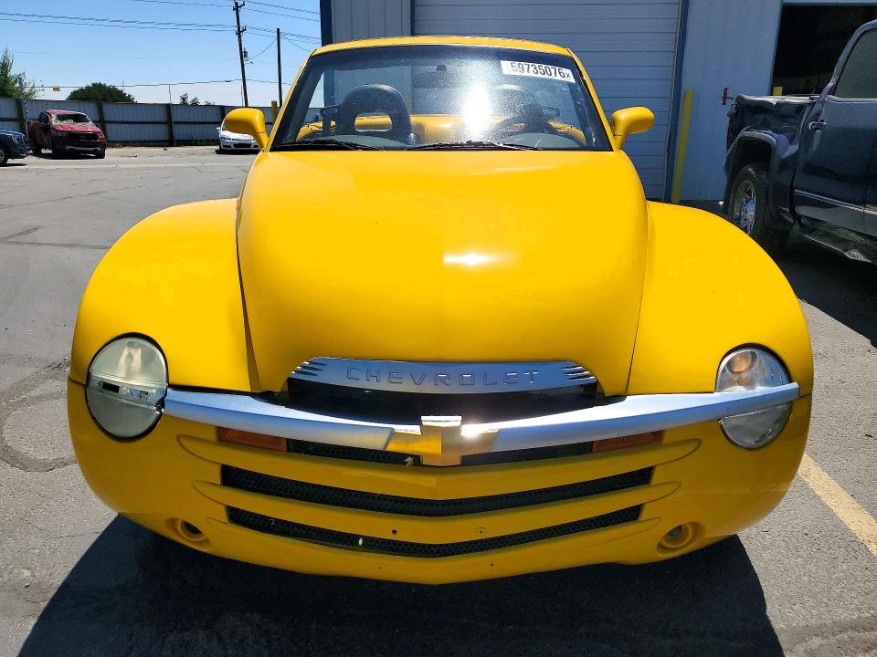 2004 Chevrolet Ssr VIN 1GCES14P74B105612 COPART salvage auction — MINOR DENT/SCRATCHES, ID - SALVAGE CERTIFICATE OF TITLE, sold $4,400 on 2026-07-09 (photo 5)