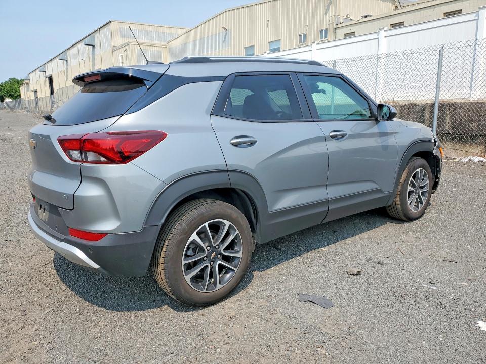2024 Chevrolet Trailblazer VIN KL79MPS23RB178468 COPART salvage auction — FRONT END, FL - CERTIFICATE OF TITLE, sold $10,400 on 2026-07-22 (photo 3)