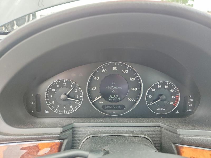 2004 Mercedes-benz E-klasse VIN WDBUF70J84A412764 COPART salvage auction — WATER/FLOOD, Tn - Salvage Cert-Water Damage, sold $650 on 2026-08-10 (photo 9)