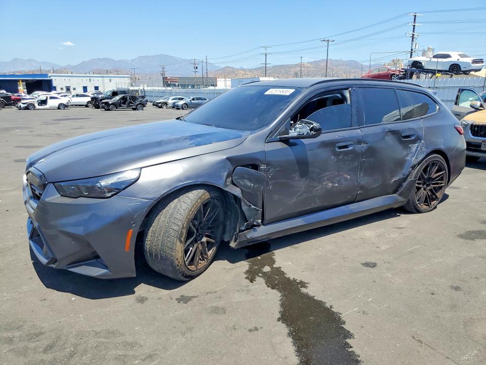 2026 BMW M5 VIN WBS83GV01TCW99744 — COPART salvage auction photo