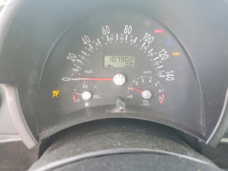 2002 Volkswagen Beetle VIN 3VWCB21CX2M450375 COPART salvage auction — NORMAL WEAR, Ia - Certificate Of Title, sold $950 on 2026-07-31 (photo 9)