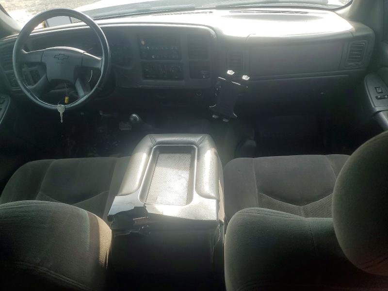 2005 Chevrolet Silverado 3500 VIN 1GCJC39225E126792 COPART salvage auction — MINOR DENT/SCRATCHES, TN - CERTIFICATE OF TITLE (P), sold $7,300 on 2026-07-28 (photo 8)