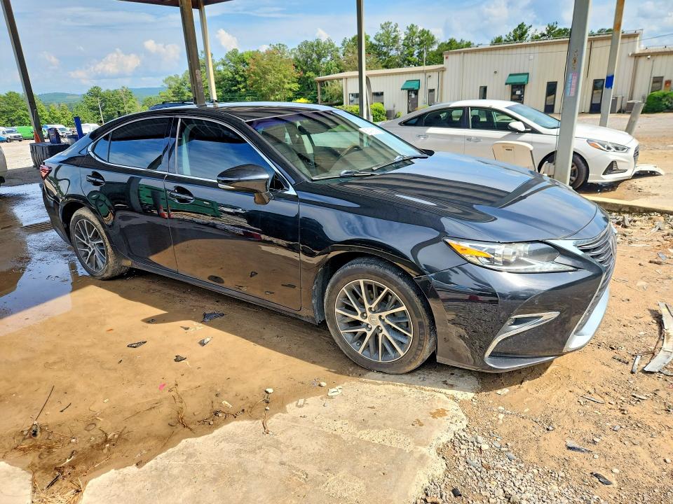 2016 Lexus ES VIN 58ABK1GG4GU006385 COPART salvage auction — NORMAL WEAR, AL - CERTIFICATE OF TITLE, sold $8,200 on 2026-07-28 (photo 4)