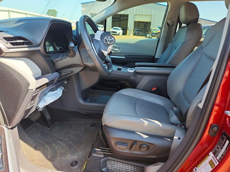 2022 Toyota Sienna VIN 5TDYRKEC8NS130667 COPART salvage auction — FRONT END, Tx - Salvage Vehicle Title, sold $7,800 on 2026-07-27 (photo 7)