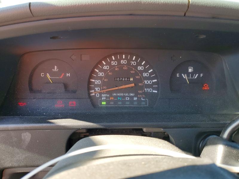1991 Toyota Pickup VIN JT4RN93P1M5038691 COPART salvage auction — ALL OVER, CA - DIS/DLR/EXP ONLY CLEAN TITLE, sold $1,650 on 2026-07-28 (photo 9)