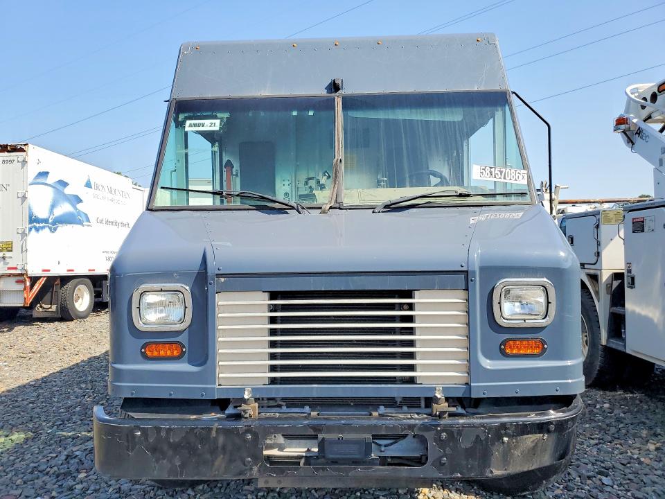 2020 Ford F59 VIN 1F65F5KN2L0A08490 COPART salvage auction — REAR END, VA - CERT OF TITLE - SALVAGE, sold $28,000 on 2026-09-16 (photo 5)