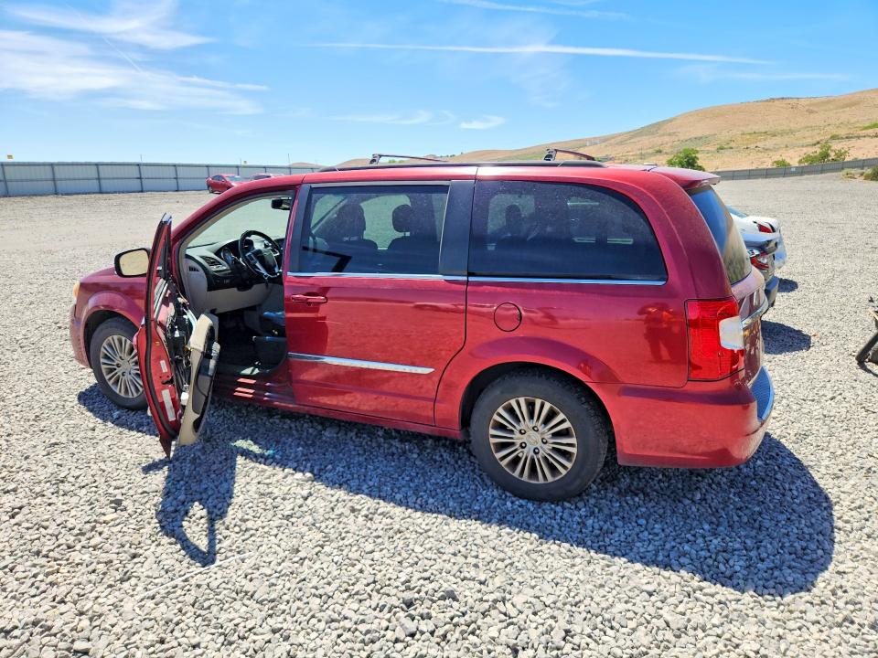 2015 Chrysler Voyager VIN 2C4RC1CG4FR588691 COPART salvage auction — SIDE, Nv - Salvage Title, sold $725 on 2026-08-20 (photo 2)