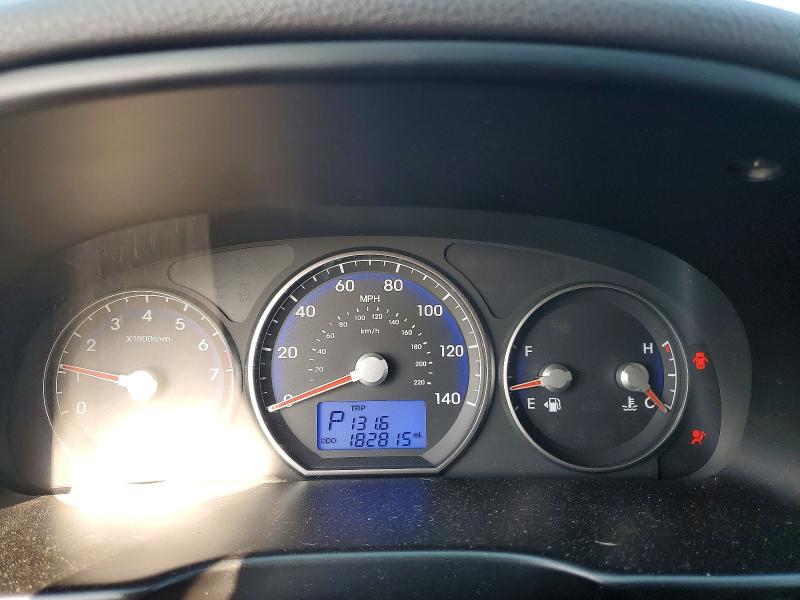 2011 Hyundai Santa fe VIN 5XYZG3ABXBG025750 COPART salvage auction — SIDE, PA - CERTIFICATE OF SALVAGE, sold $200 on 2026-07-28 (photo 9)