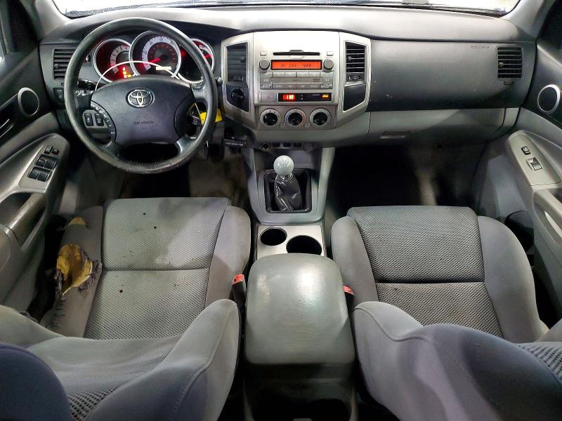 2011 Toyota Tacoma VIN 5TFLU4EN0BX018277 COPART salvage auction — MINOR DENT/SCRATCHES, MA - CERTIFICATE OF TITLE, sold $475 on 2026-07-23 (photo 8)
