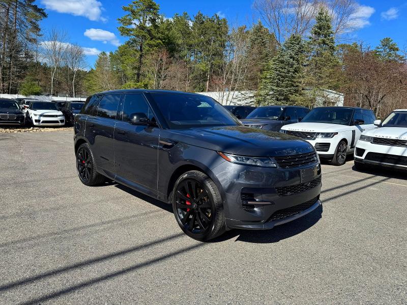 2023 Land rover Range rover sport VIN SAL1L9FU3PA109303 COPART salvage auction — MINOR DENT/SCRATCHES, Mt - Certificate Of Title (P), sold $53,500 on 2026-07-27 (photo 2)