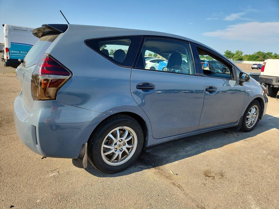 2015 Toyota Prius v VIN JTDZN3EU0FJ033394 COPART salvage auction — MINOR DENT/SCRATCHES, Ny - Certificate Of Title, sold $1,450 on 2026-07-29 (photo 3)