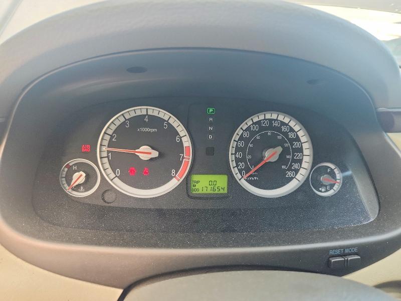 2008 Hyundai Azera VIN KMHFC46F58A301501 COPART salvage auction — SIDE, ON - PERMIT NO BRAND - UNFIT, sold $300 on 2026-07-28 (photo 9)