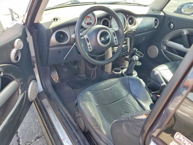 2002 Mini Cooper VIN WMWRE33482TD56996 COPART salvage auction — REAR END, CA - SALVAGE CERTIFICATE, sold $400 on 2026-08-07 (photo 8)