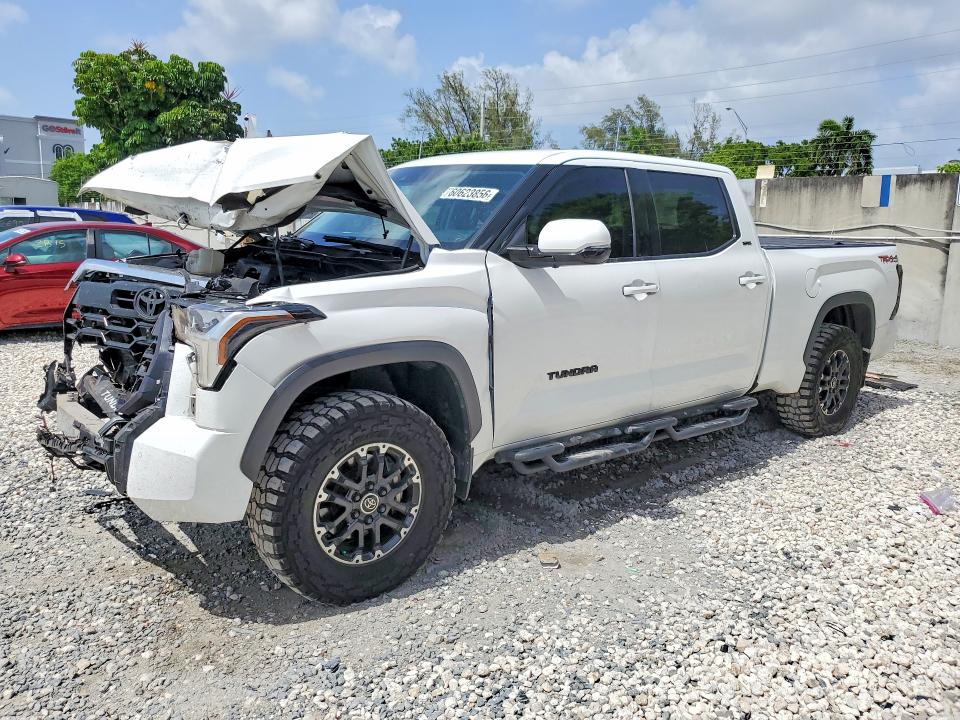 2022 Toyota Tundra VIN 5TFLA5EC9NX002404 — COPART salvage auction photo
