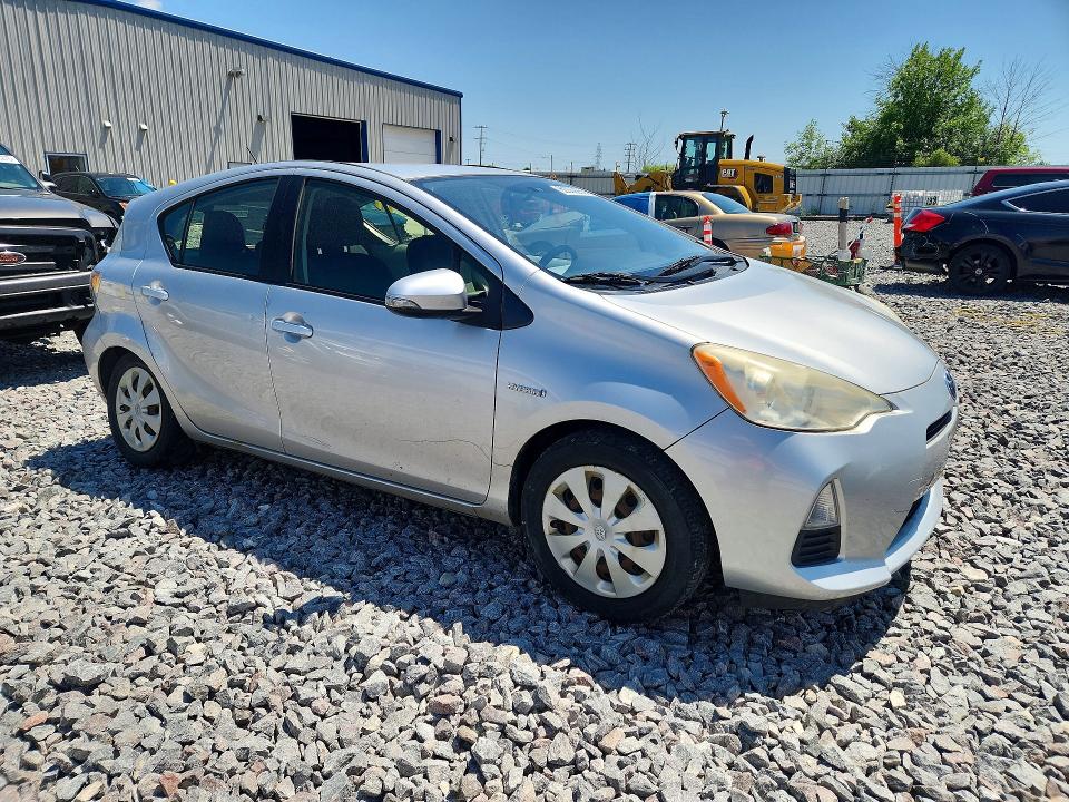 2012 Toyota Prius VIN JTDKDTB3XC1511168 COPART salvage auction — REAR END, Wi - Certificate Of Title, sold $750 on 2026-07-18 (photo 4)