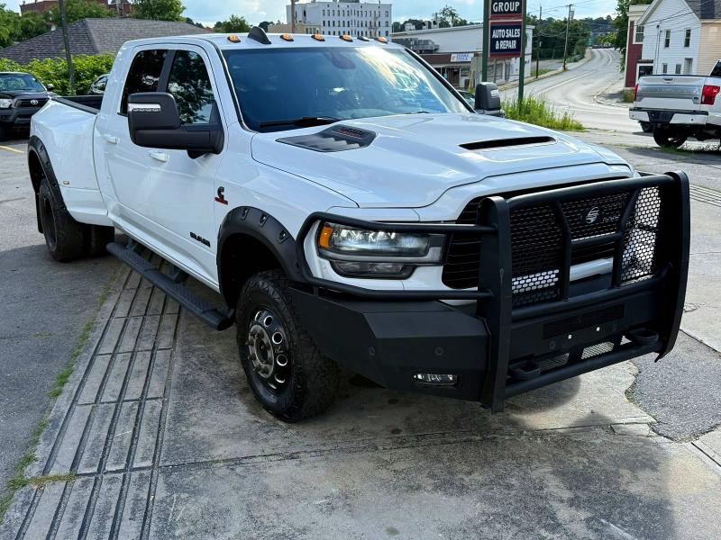 2024 Ram 3500 VIN 3C63RRML6RG204331 COPART salvage auction — MINOR DENT/SCRATCHES, TX - CERTIFICATE OF TITLE (P), sold $32,750 on 2026-07-29 (photo 4)