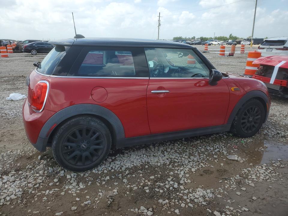 2016 Mini Cooper VIN WMWXP5C55G3B76369 COPART salvage auction — MECHANICAL, Tx - Certificate Of Title (P), sold $550 on 2026-08-06 (photo 3)