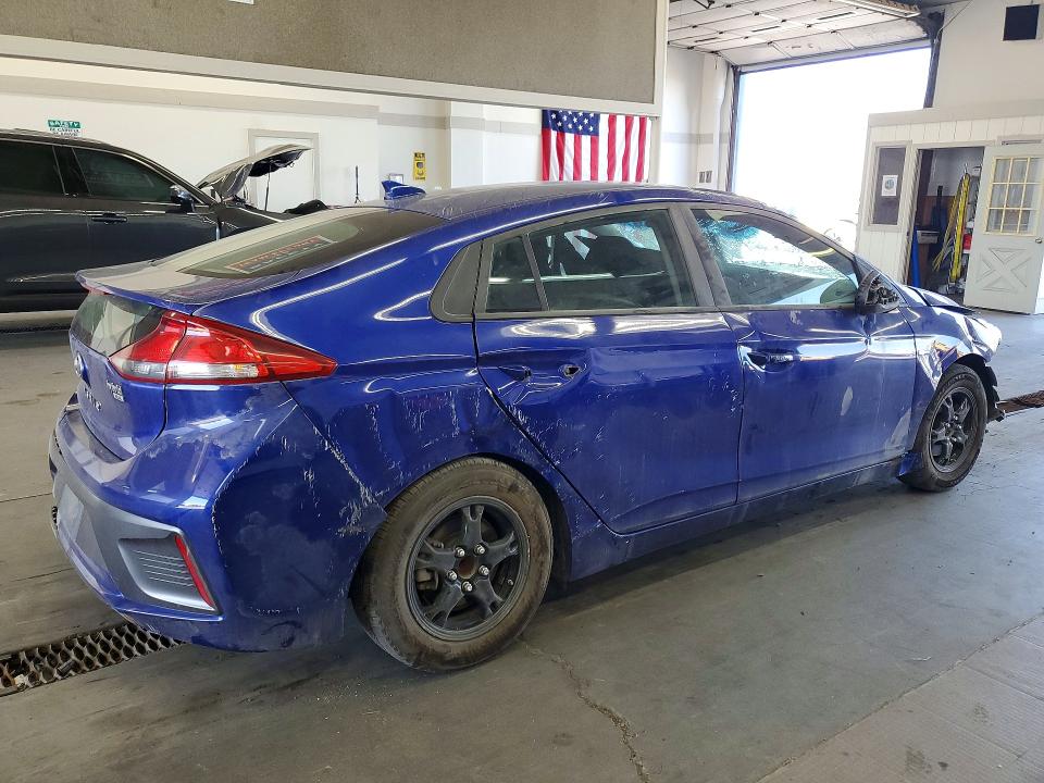 2020 Hyundai Ioniq VIN KMHC65LC6LU242735 COPART salvage auction — ROLLOVER, WA - BILL OF SALE, sold $475 on 2026-07-24 (photo 3)