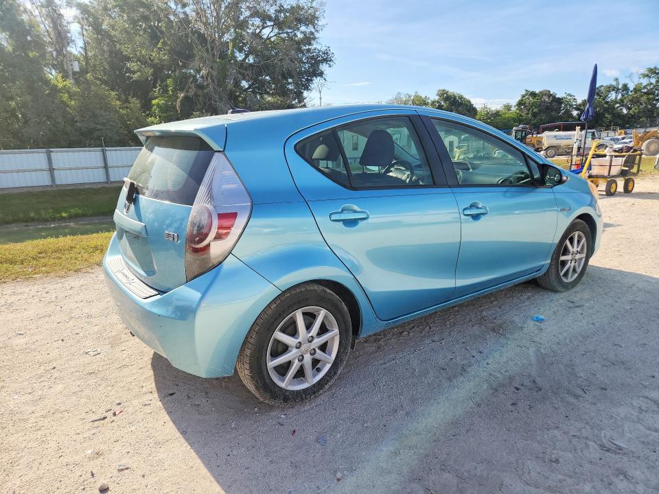 2013 Toyota Prius VIN JTDKDTB3XD1039474 COPART salvage auction — SIDE, Fl - Cert Of Title Slvg Rebuildable, sold $425 on 2026-07-21 (photo 3)