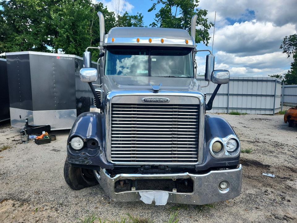 2015 Freightliner Convention VIN 3ALXFB007FDGD1386 COPART salvage auction — SIDE, WV - SALVAGE CERTIFICATE, sold $7,000 on 2026-09-03 (photo 5)