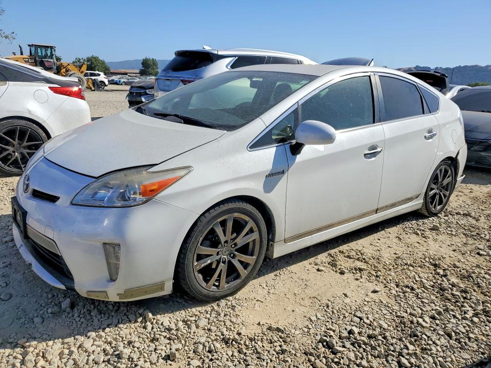 2015 Toyota Prius VIN JTDKN3DU8F0408179 COPART salvage auction — REAR END, Ca - Salvage Certificate, sold $1,100 on 2026-07-28 (photo 1)