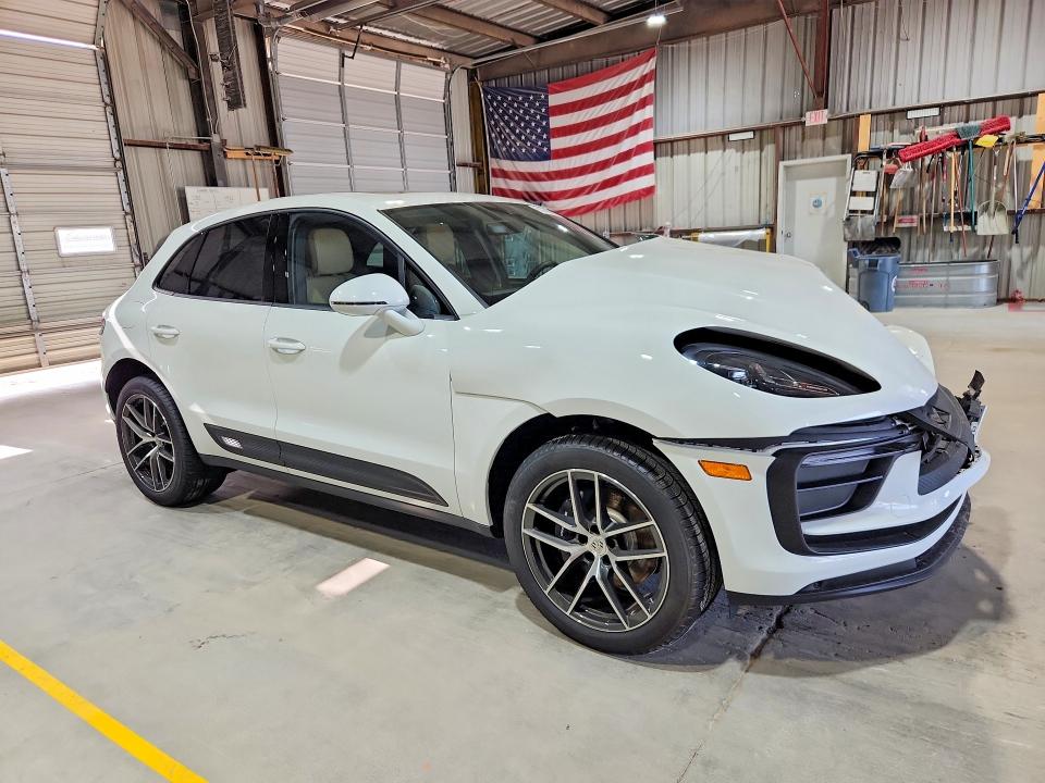 2026 Porsche Macan VIN WP1AA2A57TLB14733 COPART salvage auction — FRONT END, Mi - Certificate Of Title, sold $18,500 on 2026-08-19 (photo 4)