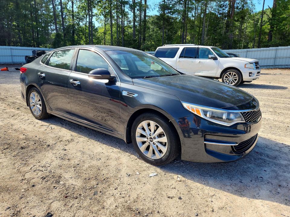 2016 Kia Optima VIN 5XXGU4L31GG085777 COPART salvage auction — MECHANICAL, Nc - Dealer Only Clean Title, sold $275 on 2026-07-24 (photo 4)