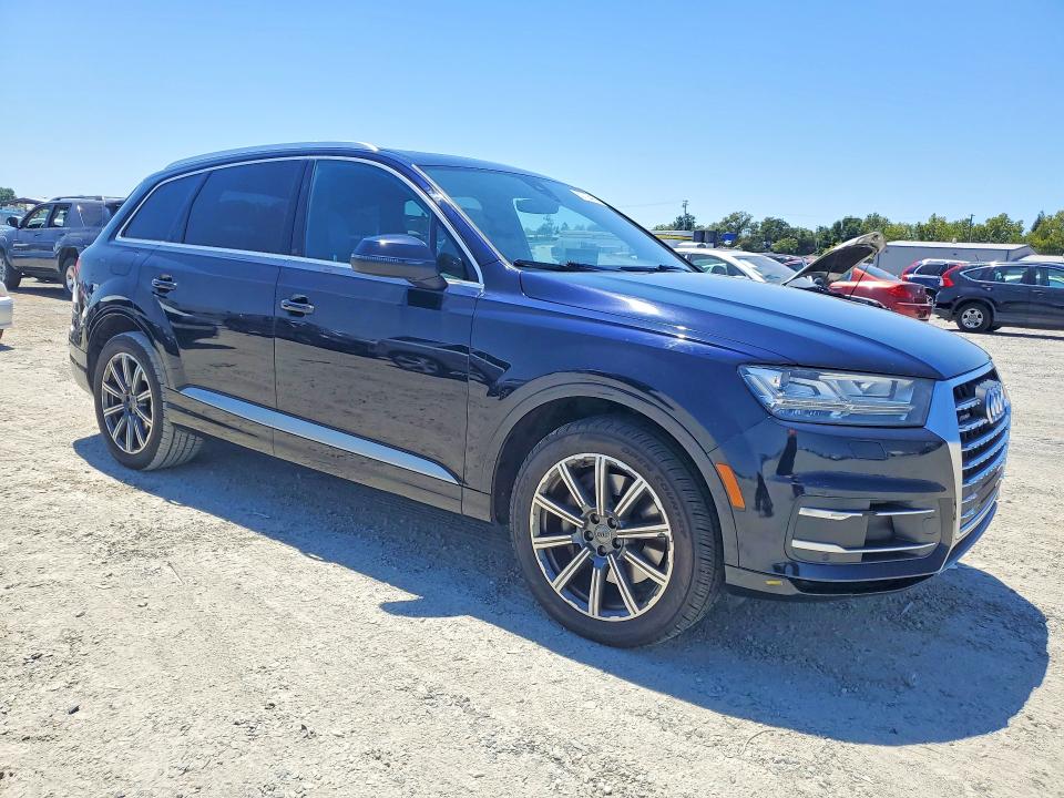 2017 Audi Q7 VIN WA1LAAF73HD018320 COPART salvage auction — MINOR DENT/SCRATCHES, Ca - Salvage Certificate, sold $625 on 2026-07-23 (photo 4)
