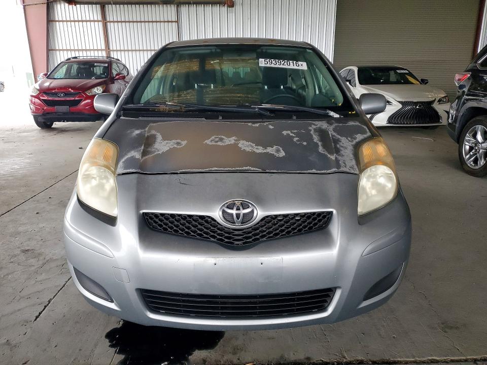 2011 Toyota Yaris VIN JTDJT4K36B5337014 COPART salvage auction — ROOF, CA - DIS/DLR/EXP ONLY CLEAN TITLE, sold $2,250 on 2026-07-16 (photo 5)