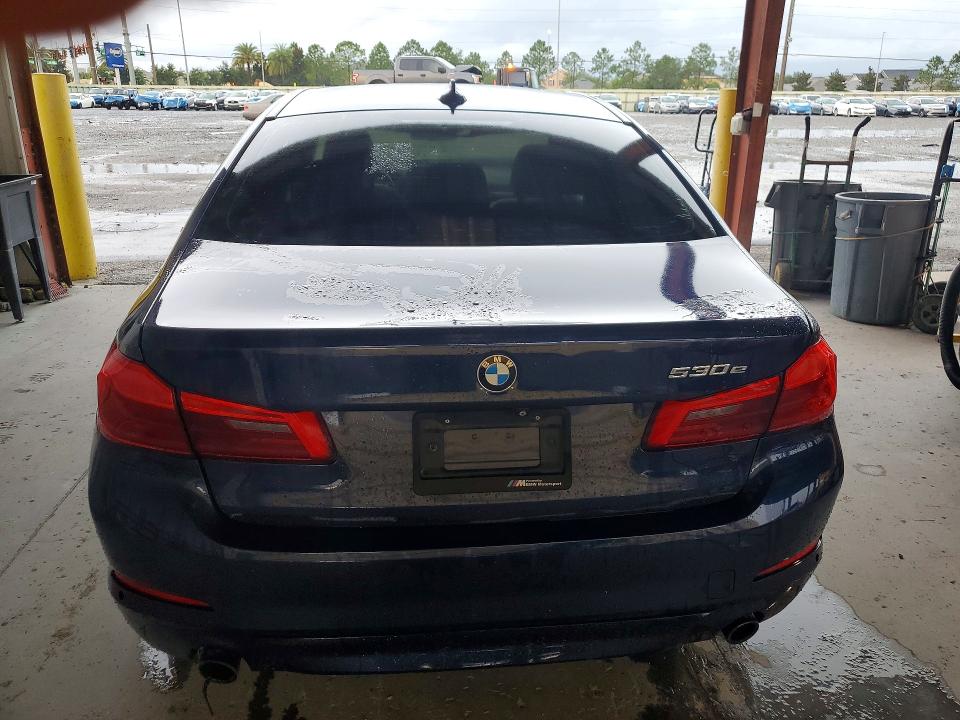 2018 BMW 5er VIN WBAJA9C59JB033577 COPART salvage auction — MINOR DENT/SCRATCHES, FL - CERTIFICATE OF TITLE, sold $6,600 on 2026-07-28 (photo 6)