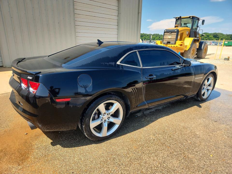 2011 Chevrolet Camaro VIN 2G1FJ1EJ6B9140960 COPART salvage auction — MINOR DENT/SCRATCHES, TN - CERTIFICATE OF TITLE, sold $9,700 on 2026-07-28 (photo 3)
