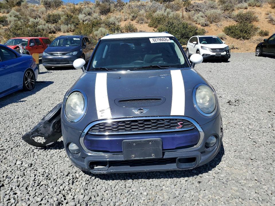 2016 Mini Cooper VIN WMWXP7C51G3B92550 COPART salvage auction — SIDE, NV - SALVAGE TITLE, sold $1,550 on 2026-09-03 (photo 5)