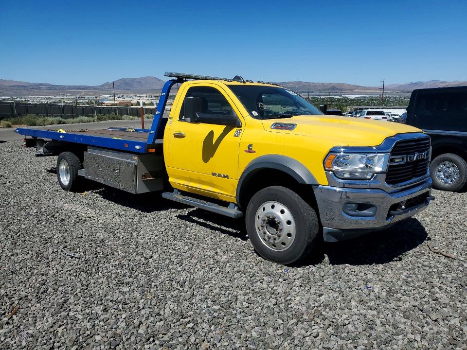 2019 Ram 5500 VIN 3C7WRNDL0KG599534 COPART salvage auction — MINOR DENT/SCRATCHES, CA - CERTIFICATE OF TITLE (P), sold $34,500 on 2026-08-13 (photo 4)